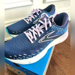 NIB Women's Brooks Glycerin 20